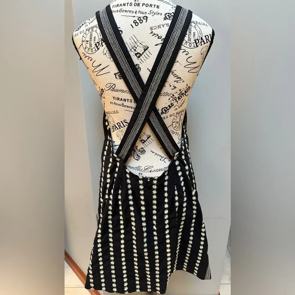 Free People Juni Mini Dress Black White Floral Embroidery NWT $168. Sz med - Picture 2 of 3